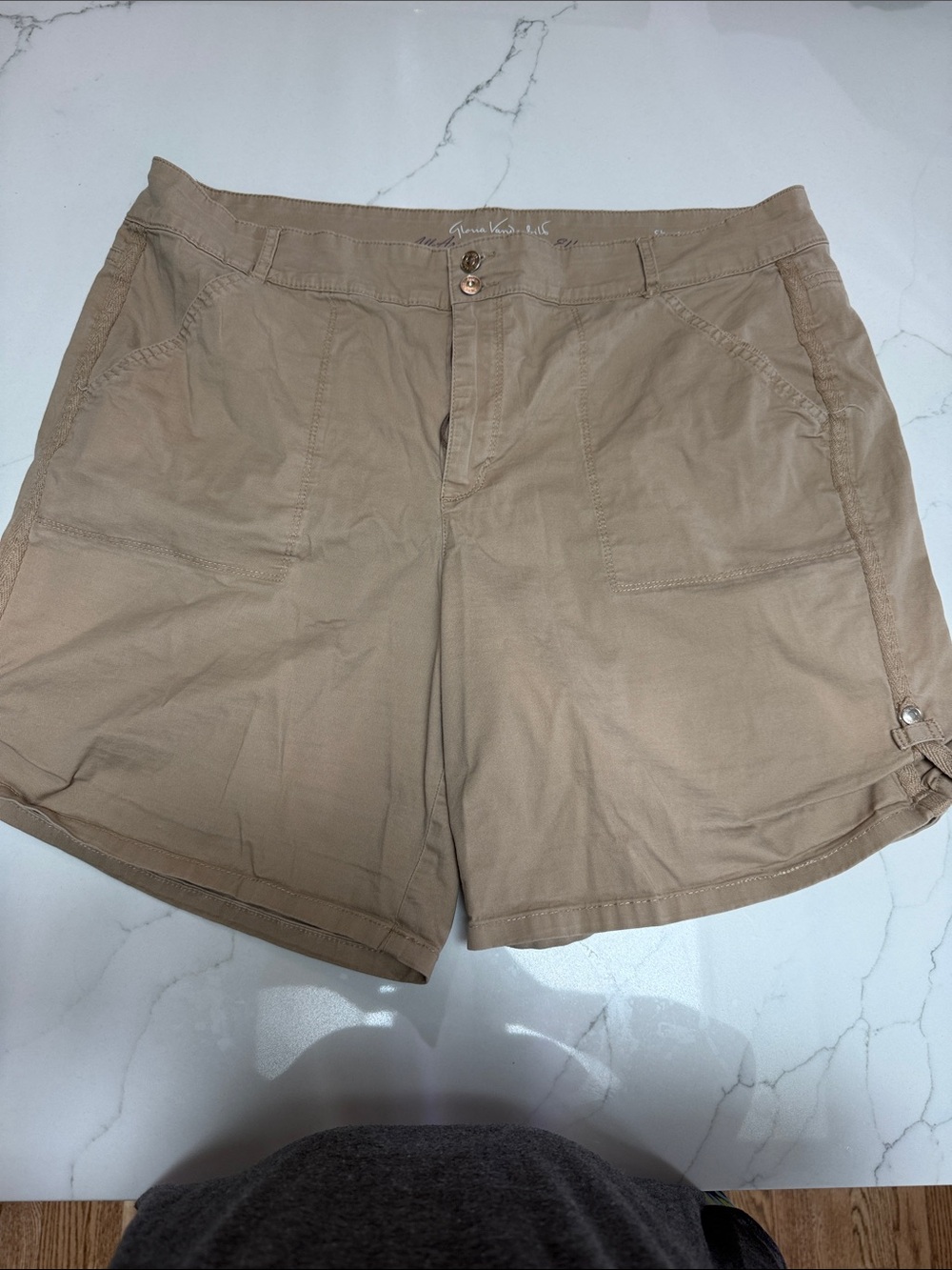 Gloria Vanderbilt Tan Cargo Utility Shorts